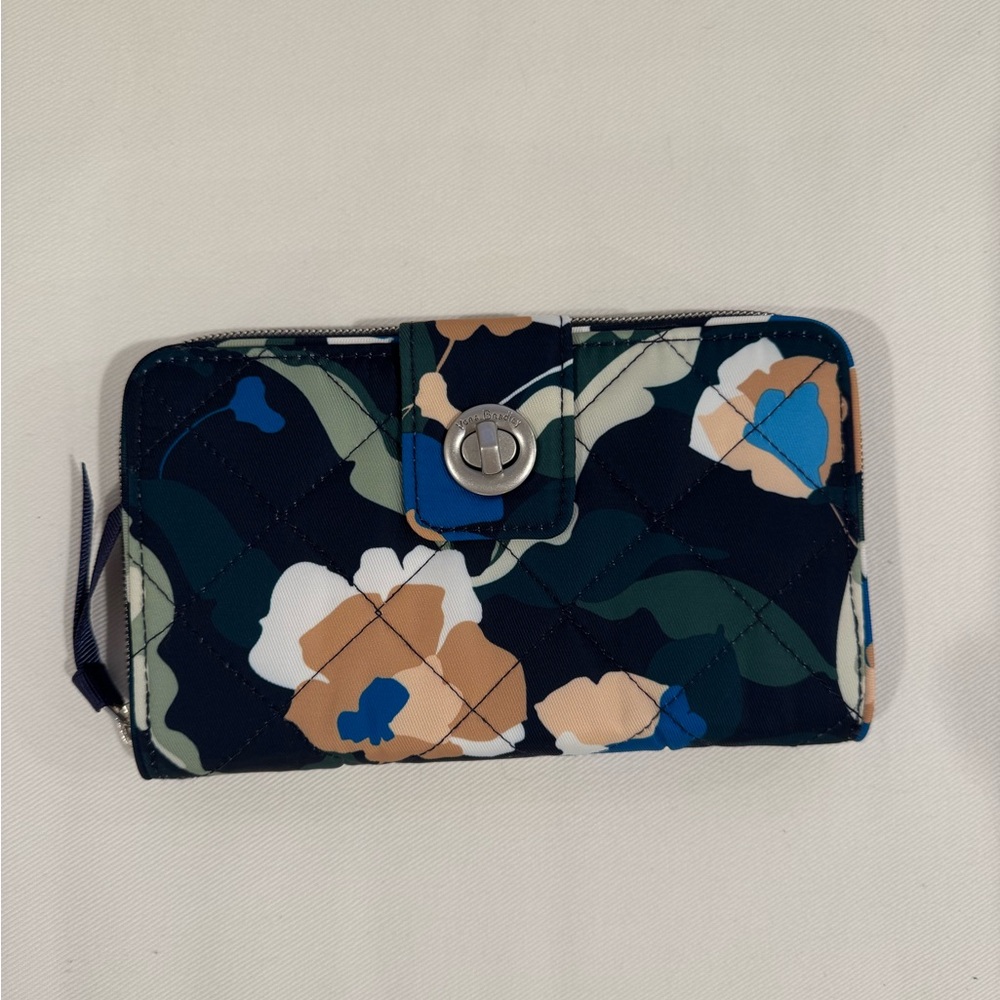 Vera Bradley RFID Turnlock Wallet in Performance Twill